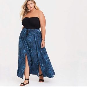 Torrid Lion King skirt